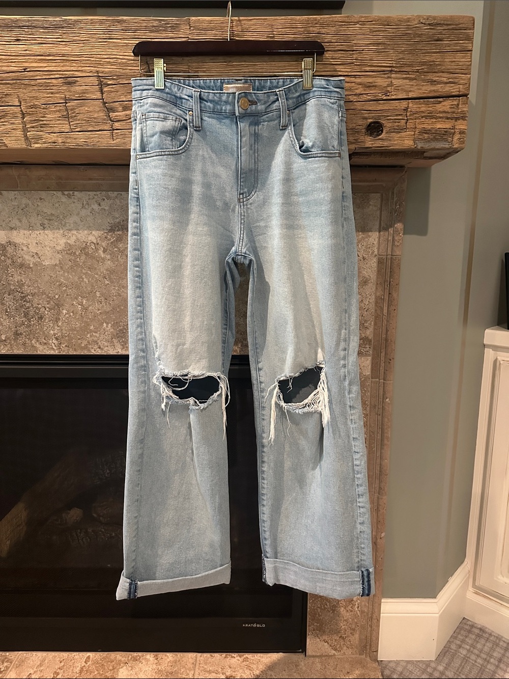 Kut from the Kloth Light Wash Distressed Boyfriend Jeans